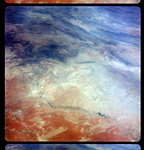 S65-34699_G04-H