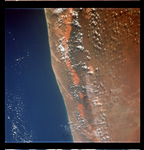 S65-64021_G07-H